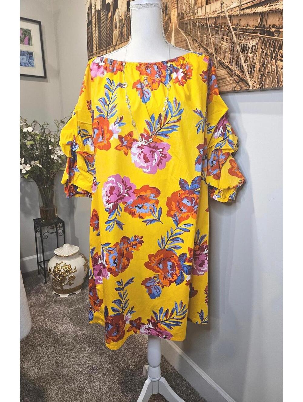 Ivy Street Floral Yellow Dress with Puff Sleeves S 3X     #77